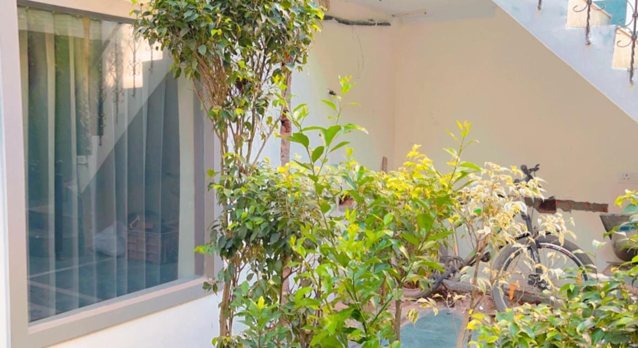 City View With Garden -5 Mins Walk From Golden Temple アムリトサル エクステリア 写真